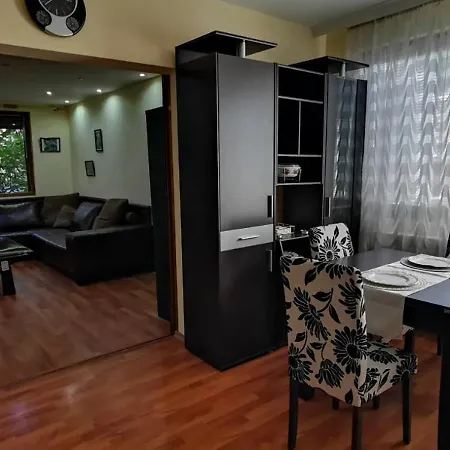 Appartement уютен етаж от къща в обеля, *